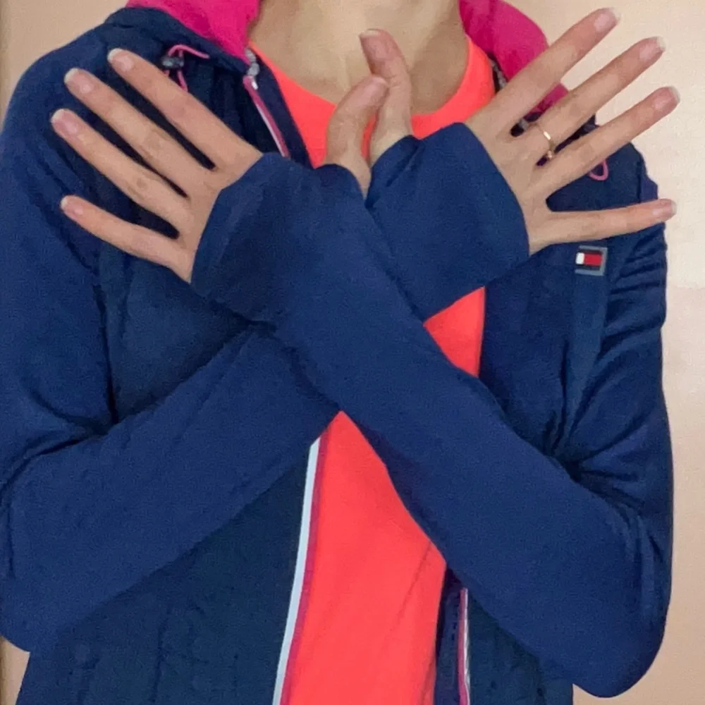 WITH TAGS Tommy Hilfiger Sport Performance - Picture 4 of 10